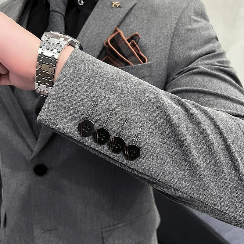 Traje gris elegante